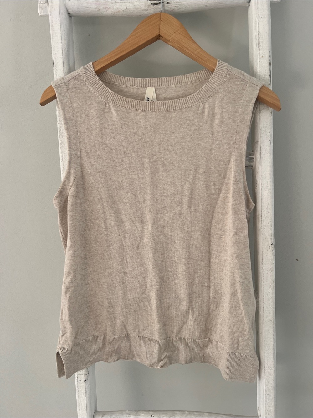 Pact organic cotton Crewneck Knit shell Top in Light Taupe medium - Picture 3 of 7